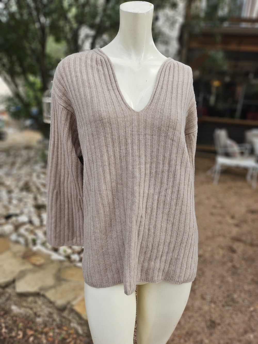 J. Crew 100% Cashmere Ribbed V-Neck Sweater in Light Taupe M